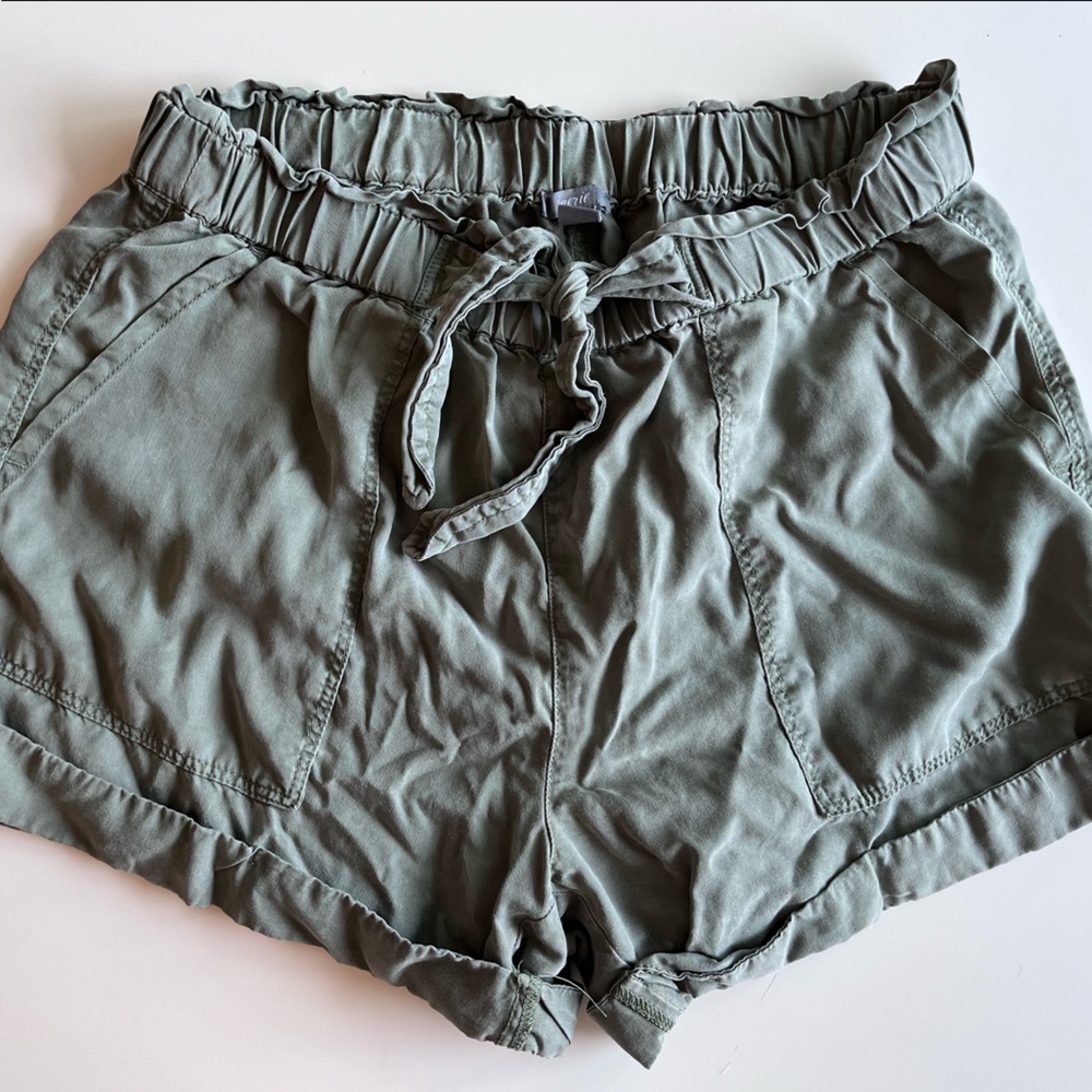 Paper-Bag Shorts